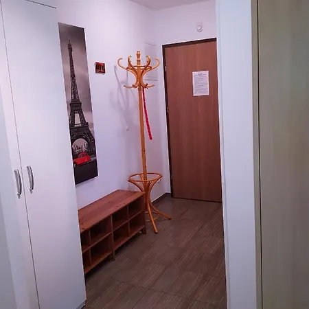 Apartament Paryski *